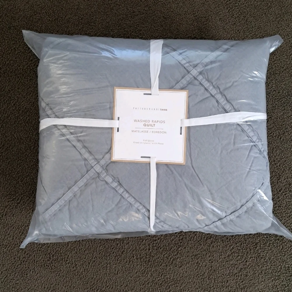 Pottery Barn Teen Washed Rapids Quilt Comforter F/Q Gray NWT